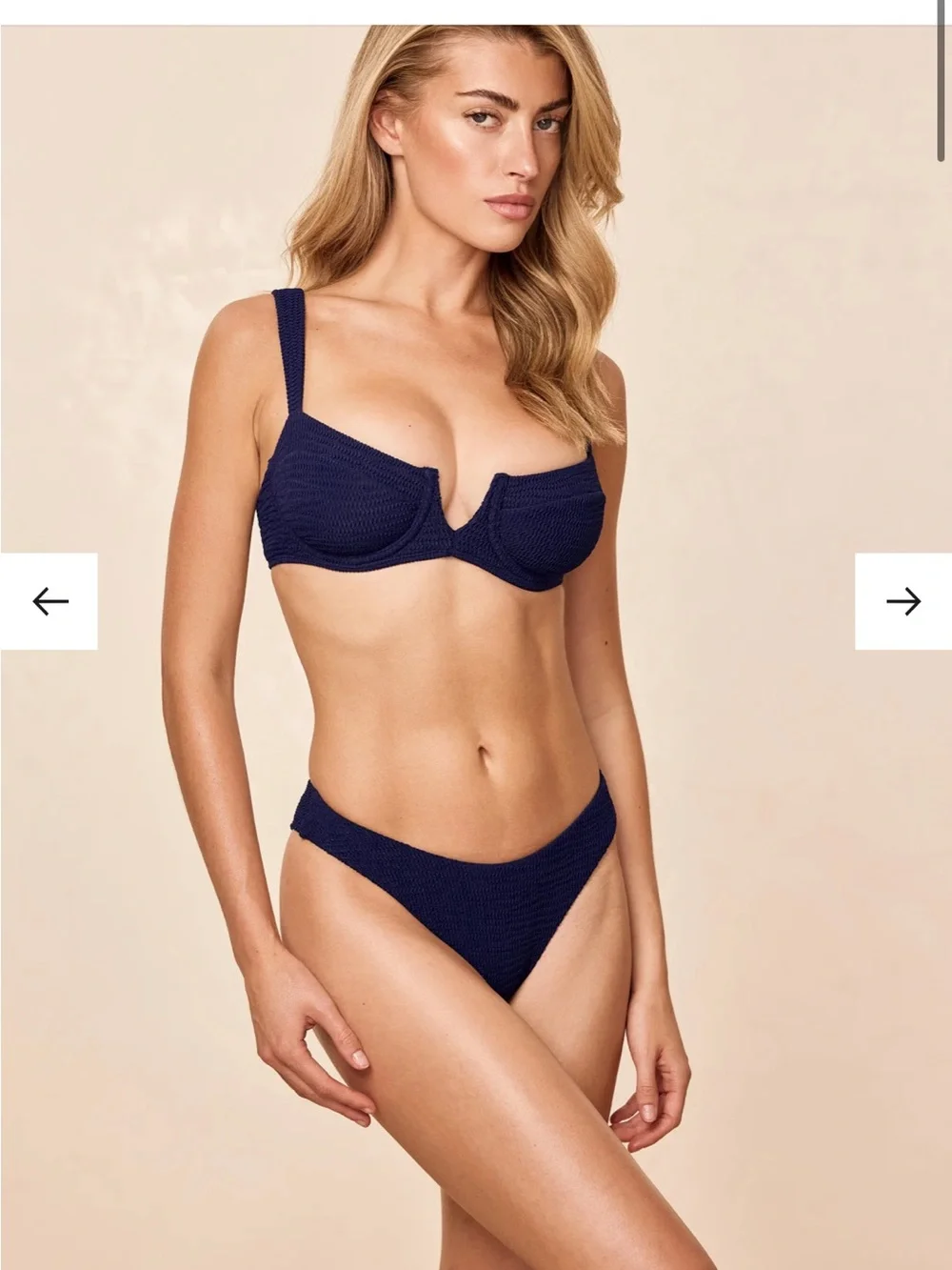 Monday Swimwear Navy Textured Underwire Bikini Top